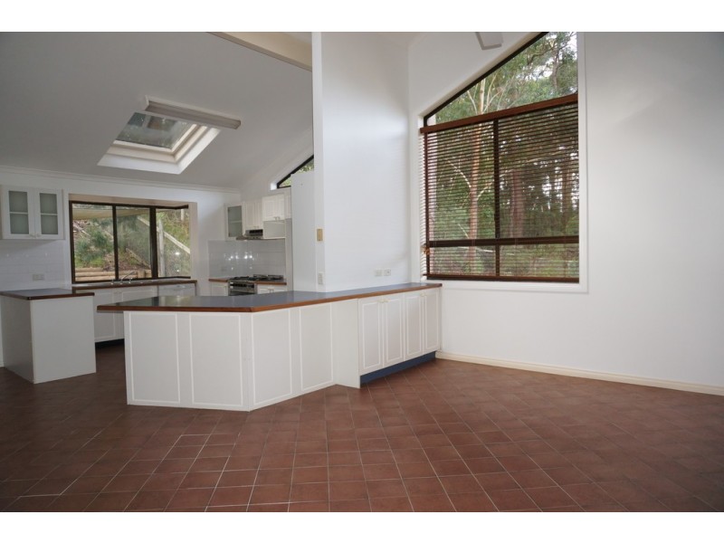 61 Arakoon Street, Kincumber NSW 2251