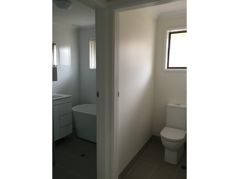 10 Farleigh Avenue, Umina Beach NSW 2257