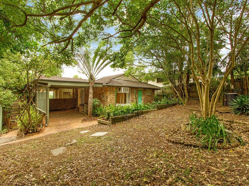 1 Narooma Rd, Niagara Park NSW 2250