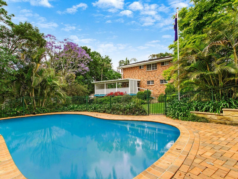 7 Cambourn Drive, Lisarow NSW 2250