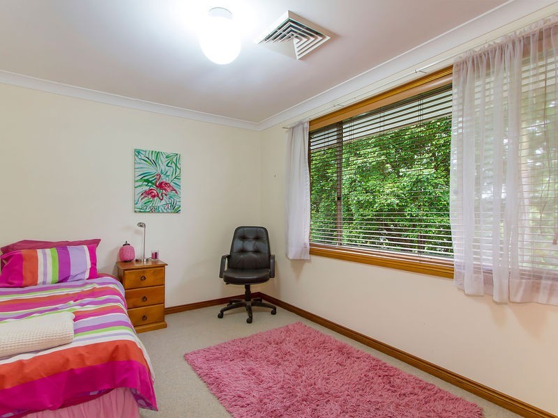 7 Cambourn Drive, Lisarow NSW 2250