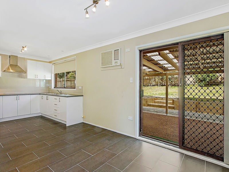 6 Ferntree Close, Wyoming NSW 2250