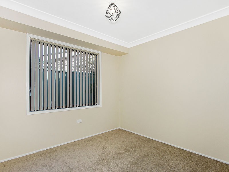 6 Ferntree Close, Wyoming NSW 2250