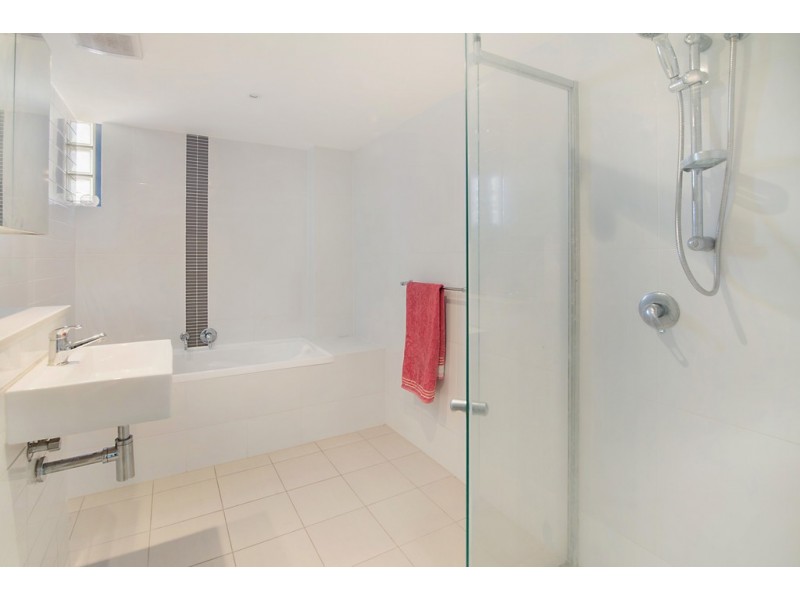 4/24 Watt Street, Gosford NSW 2250