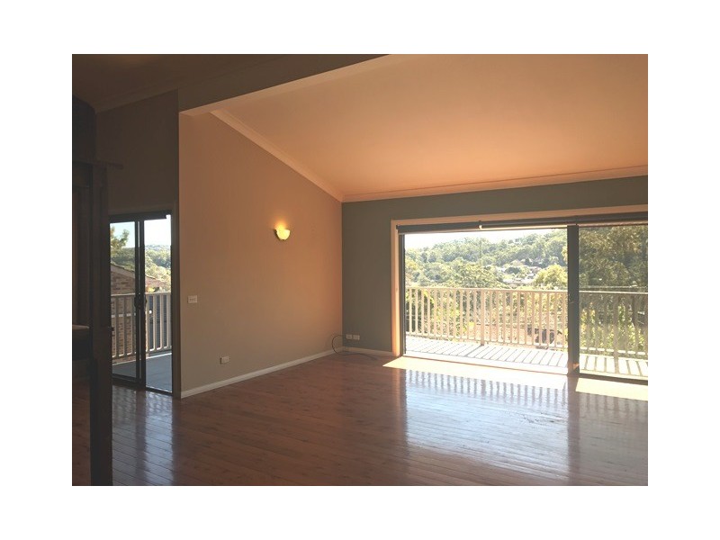 6 Mindaree Avenue, Wyoming NSW 2250