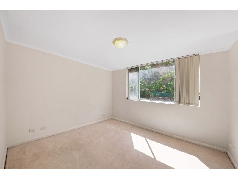 705/97-99 John Whiteway Drive, Gosford NSW 2250