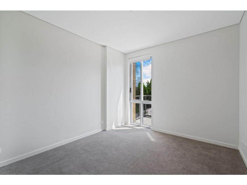 1/14-16 Batley Street, Gosford NSW 2250