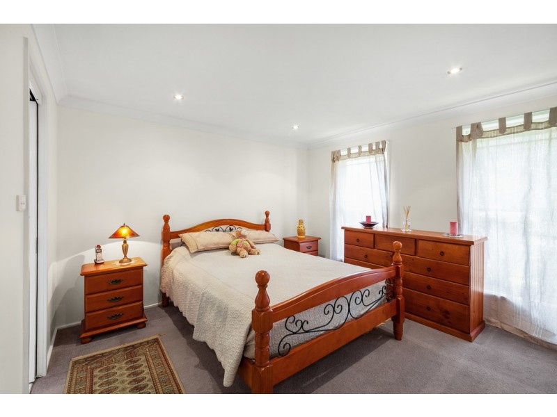 2 Rosewood Close, Ourimbah NSW 2258