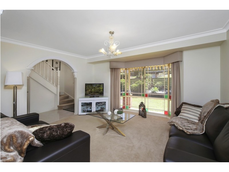 109 Albany Street, Point Frederick NSW 2250