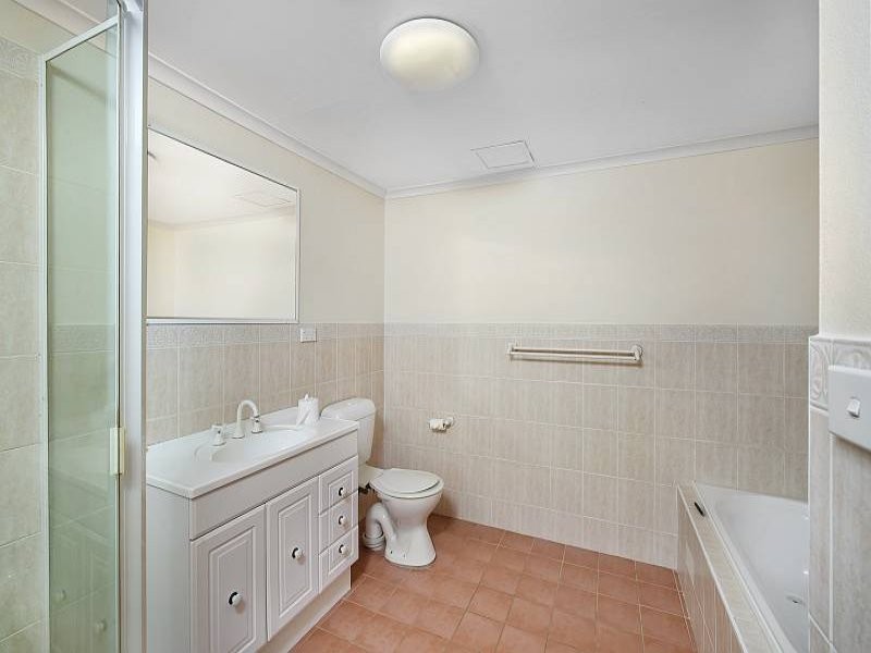 1/216-218 Henry Parry Drive, North Gosford NSW 2250