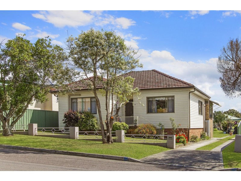 80 Glennie Street, Wyoming NSW 2250