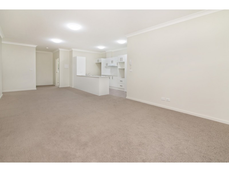 303/293-295 Mann Street, Gosford NSW 2250
