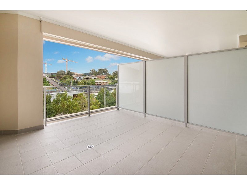 303/293-295 Mann Street, Gosford NSW 2250