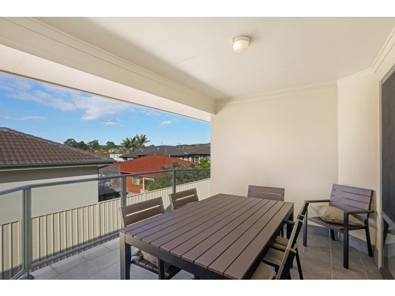 2/2 White Street, East Gosford NSW 2250