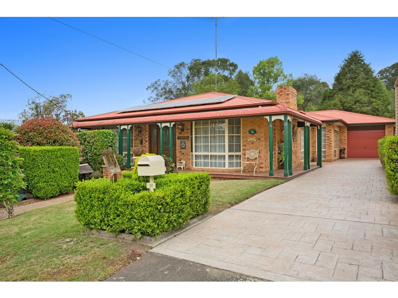 16 Ourimbah Street, Lisarow NSW 2250