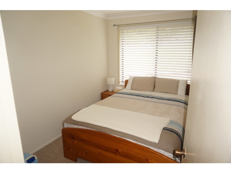 7 Northwind Avenue, Point Clare NSW 2250