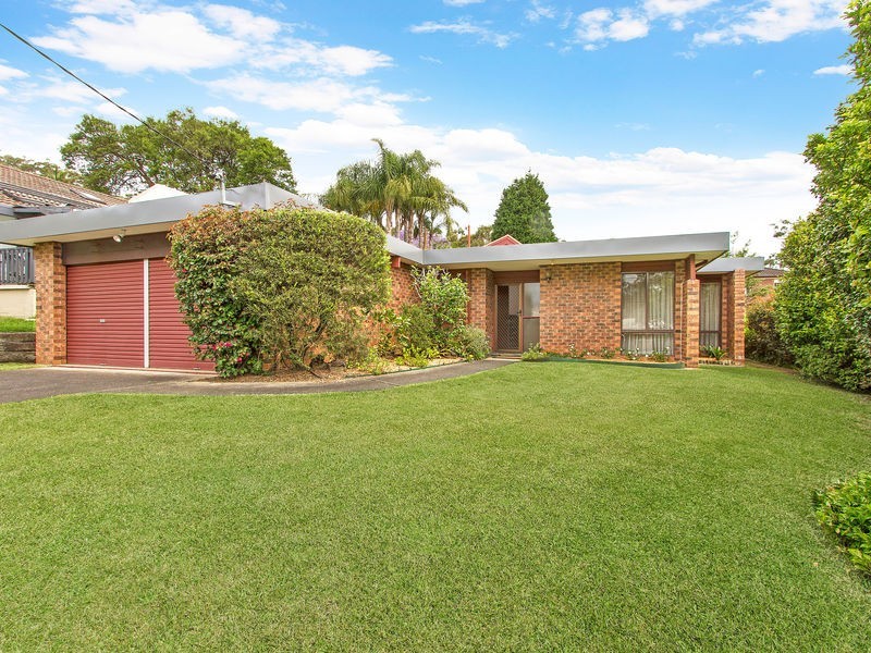 2 Greenslope Drive, Green Point NSW 2251