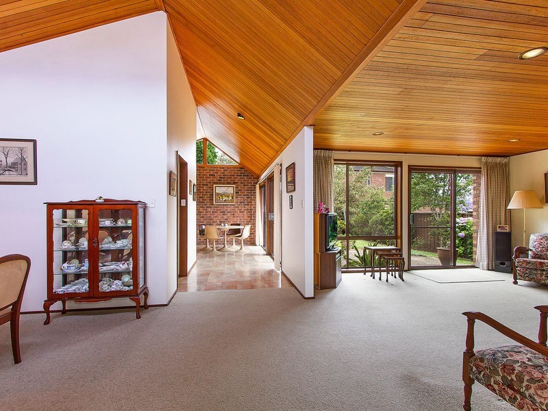 2 Greenslope Drive, Green Point NSW 2251