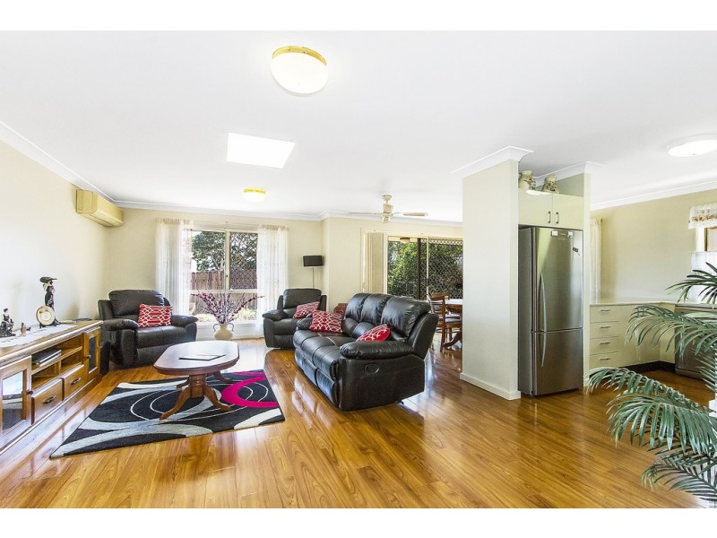 2/8 White Street, East Gosford NSW 2250