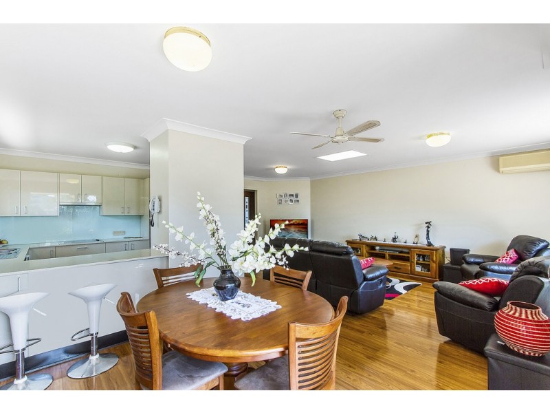 2/8 White Street, East Gosford NSW 2250