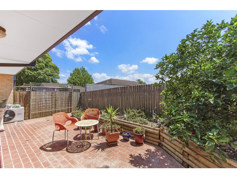 2/8 White Street, East Gosford NSW 2250