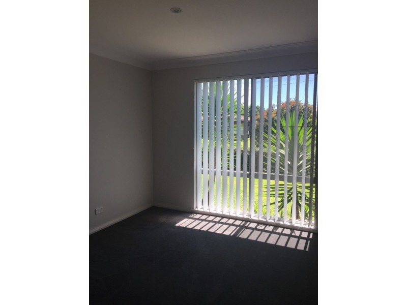 6 Pearson Street, Narara NSW 2250