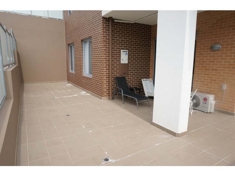 3/10-12 Batley Street, West Gosford NSW 2250