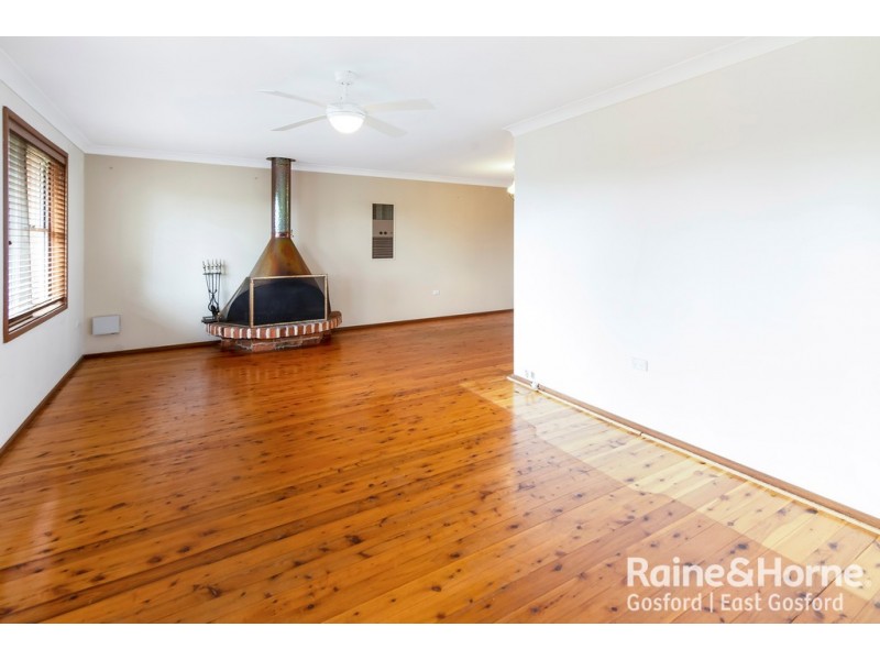 35 Beaumont Avenue, Wyoming NSW 2250