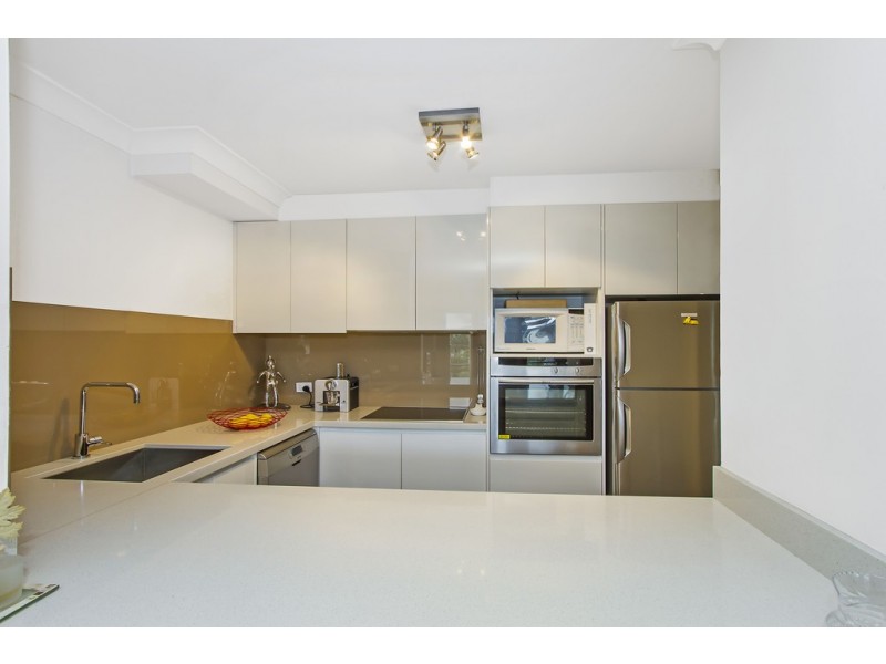 9/11 Riou Street, Gosford NSW 2250