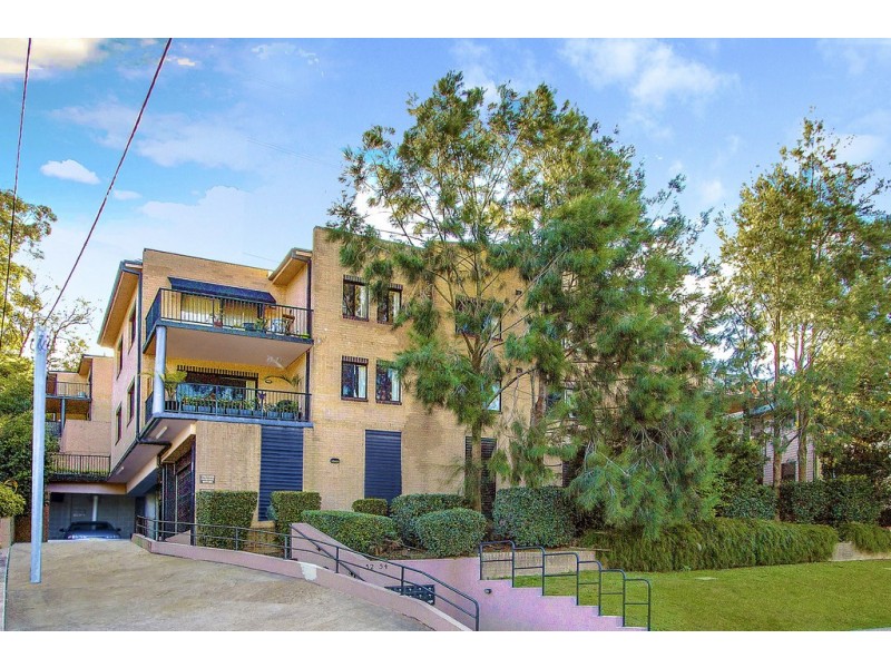 12/52-54 Holden Street, Gosford NSW 2250