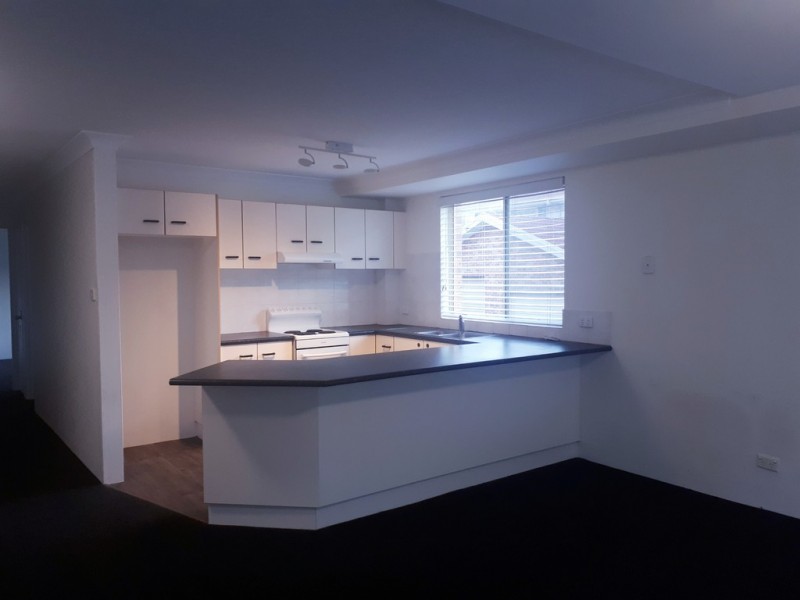 2/10 Jennie Cox Close, Erina NSW 2250