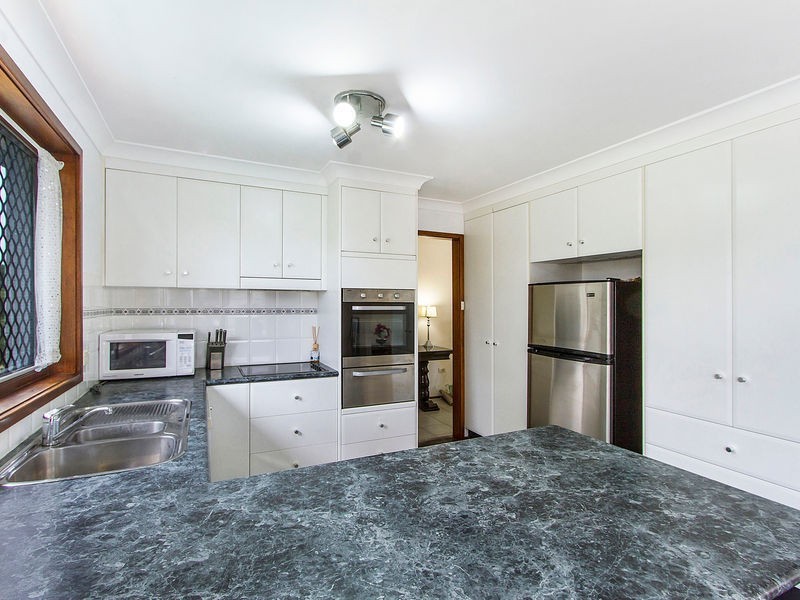 63 Crawford Crescent, Wyoming NSW 2250