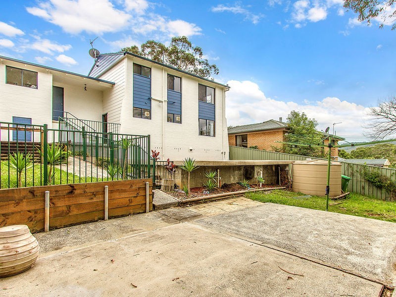 63 Crawford Crescent, Wyoming NSW 2250