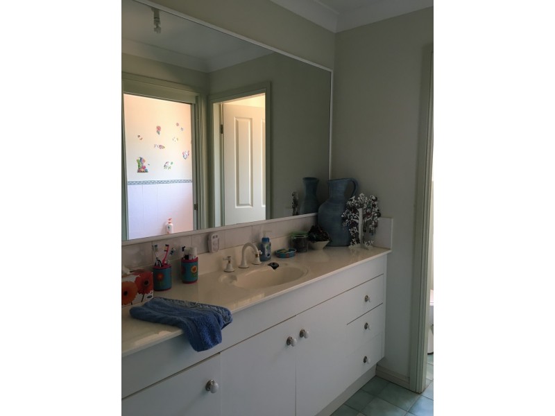 6/6 Beechwood Close, Ourimbah NSW 2258