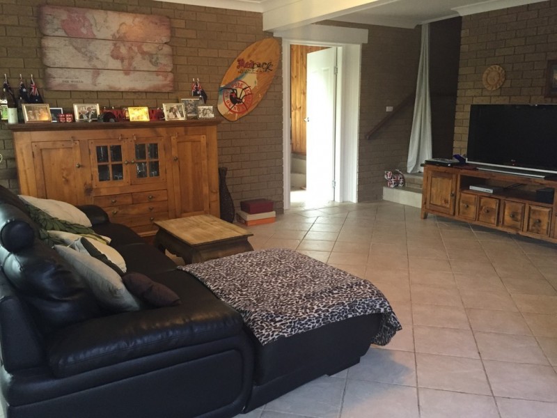 58 Wendy Drive, Point Clare NSW 2250