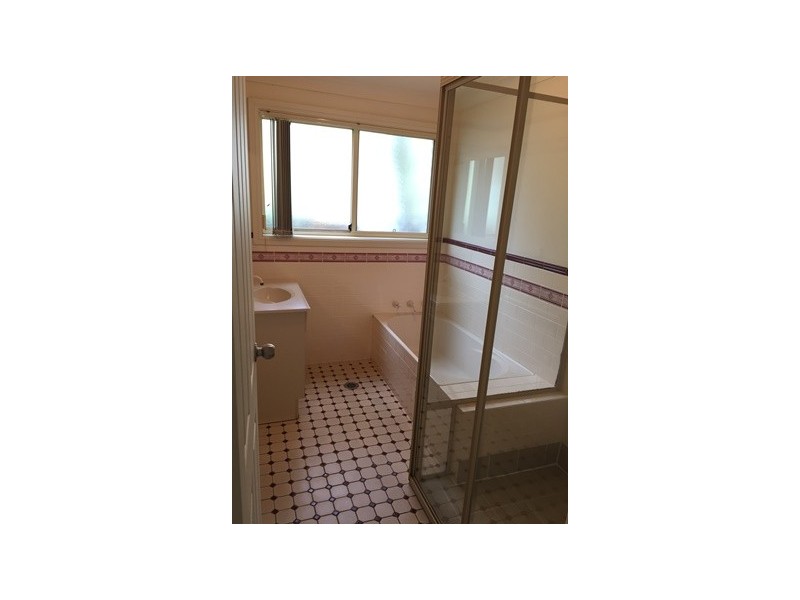 2/13 Maas Parade, Forresters Beach NSW 2260