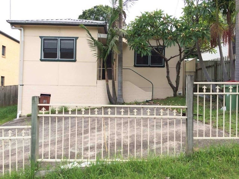 107 Faunce Street, West Gosford NSW 2250