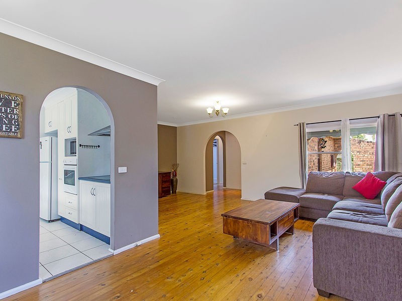 23 Beaumont Avenue, Wyoming NSW 2250