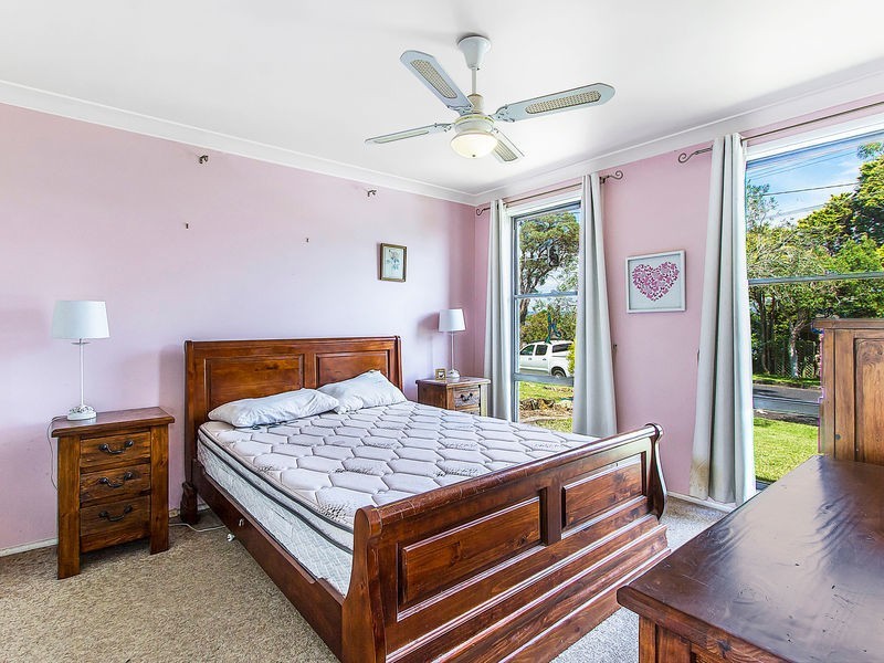 23 Beaumont Avenue, Wyoming NSW 2250