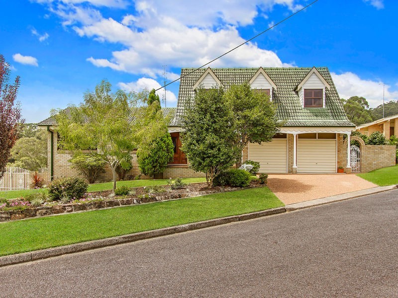 6 Pierce Street, Niagara Park NSW 2250