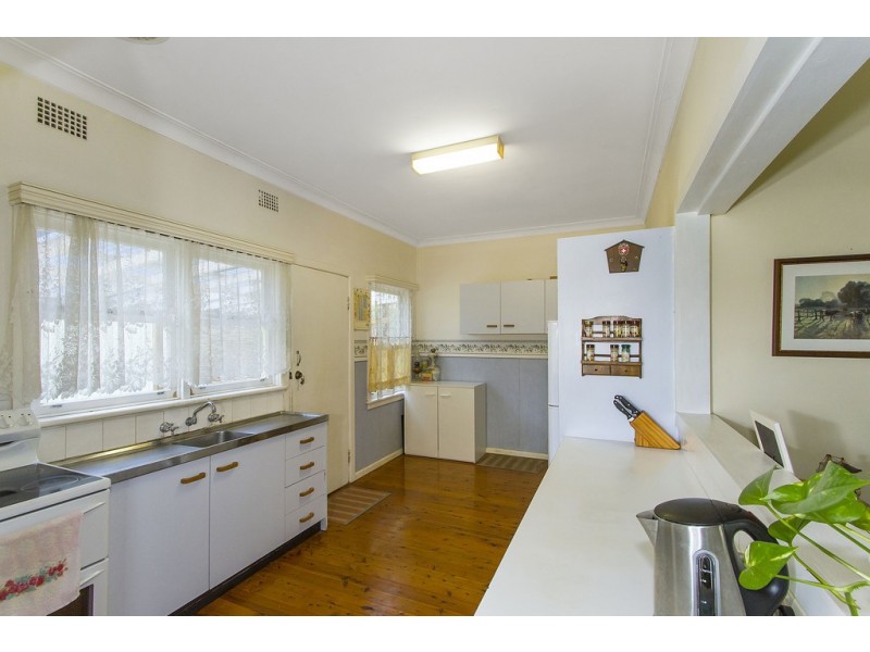 1 Sinclair Street, Gosford NSW 2250