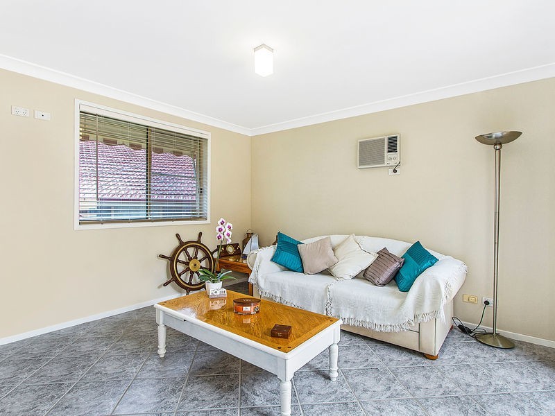 3 Rainbow Close, Lisarow NSW 2250