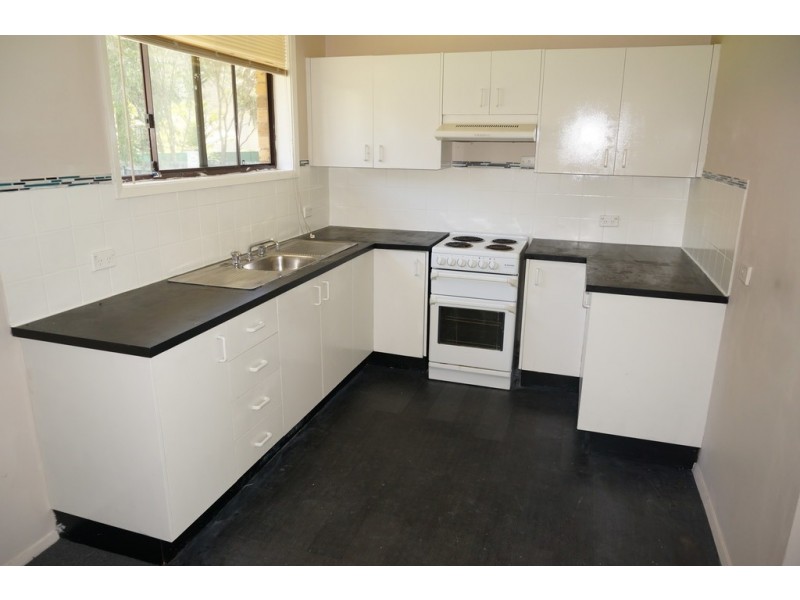 15 Roselands Avenue, Wyoming NSW 2250