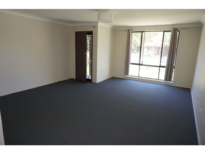 15 Roselands Avenue, Wyoming NSW 2250