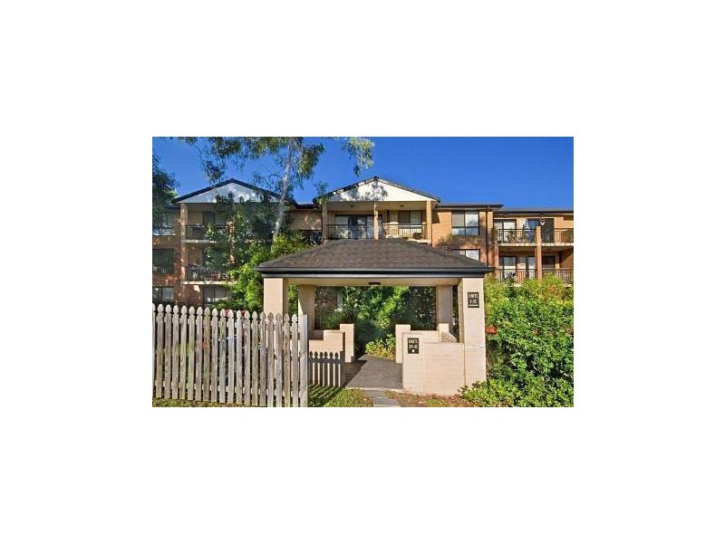 40/1 Batley Street, Gosford NSW 2250