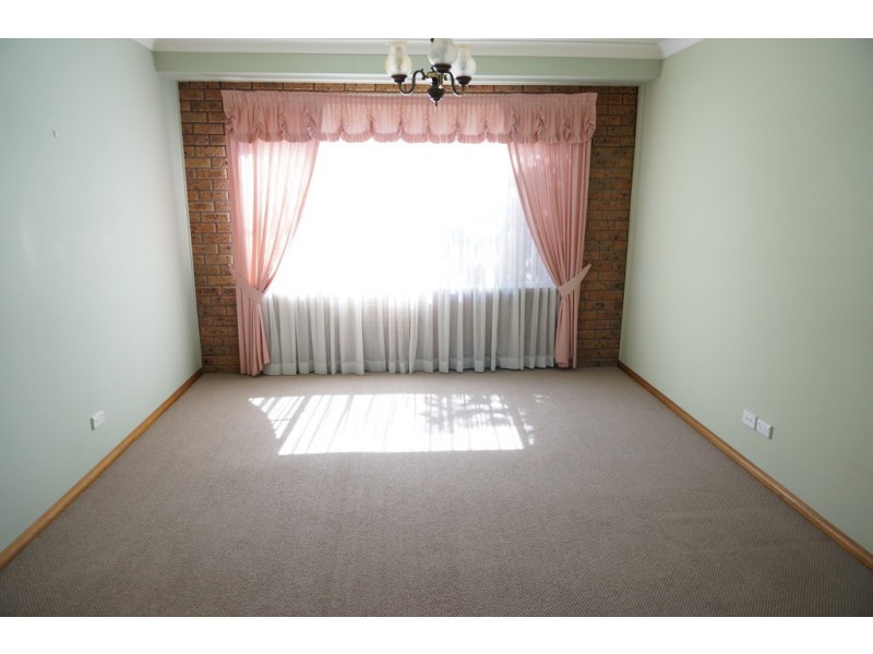 26 Collard Road, Point Clare NSW 2250