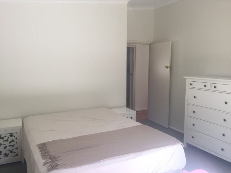 1 Maple Street, Wyoming NSW 2250