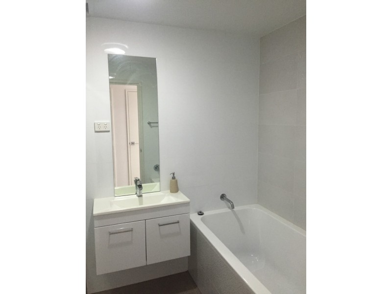 10/10-12 Batley Street, West Gosford NSW 2250