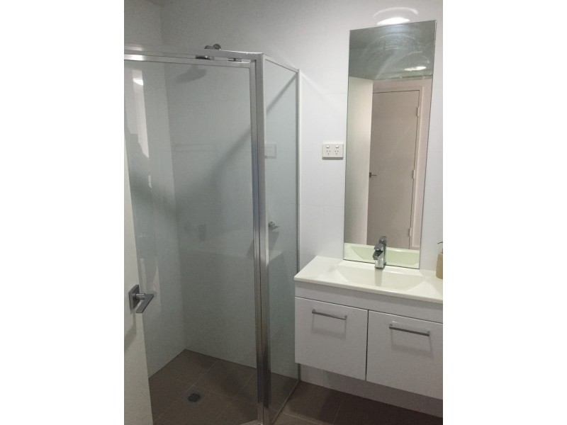 10/10-12 Batley Street, West Gosford NSW 2250