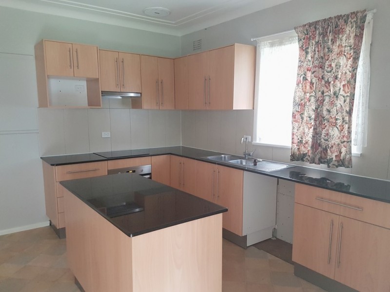 15 Hely Street, West Gosford NSW 2250